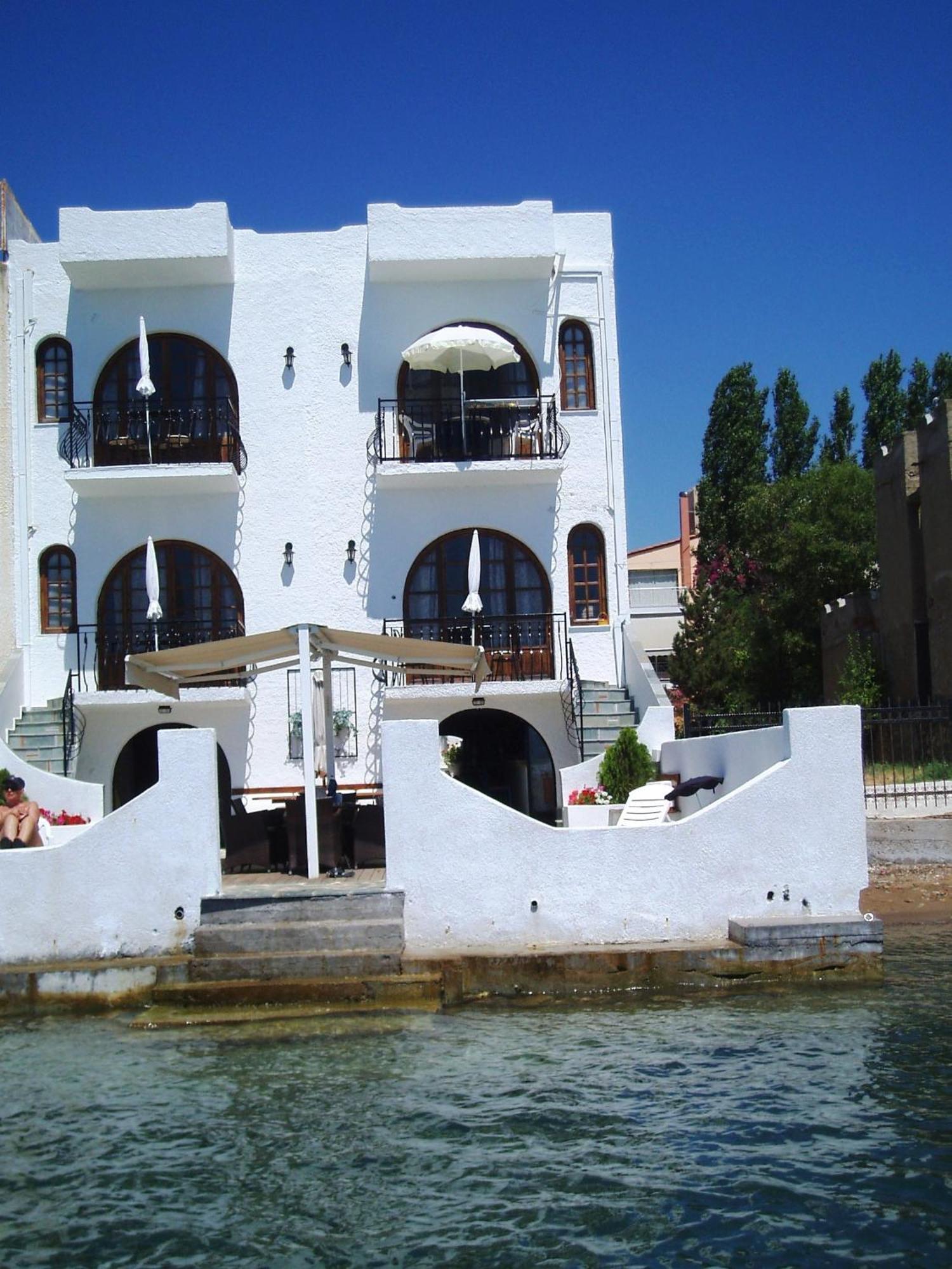Villa Belmar Self-Catered Apartments Erétria Exterior foto